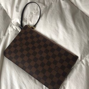 Authentic Neverfull Pouch